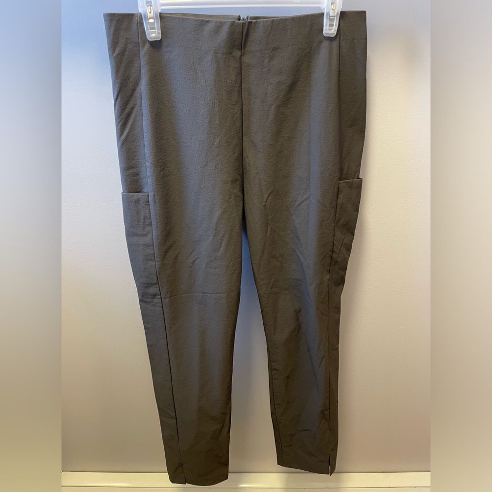 Athleta Wander High Rise Slim Back Zip Pants - Grey